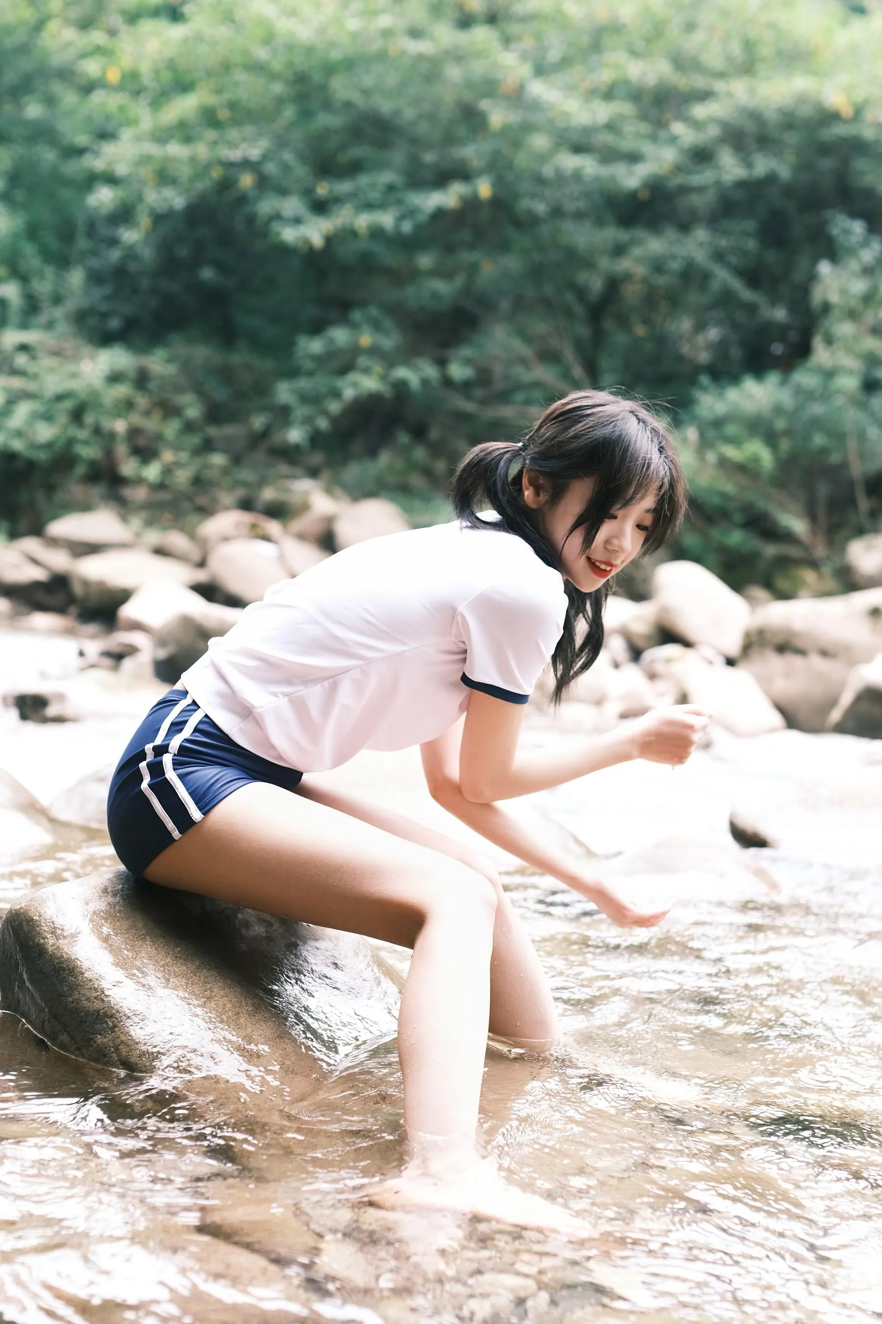 [艺图语] 2022.05.26 慢夏 池子 [20P]插图5